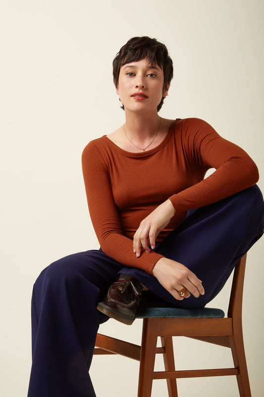 King Louie Lili Tee Uni Rib Oberteil Spicy Brown