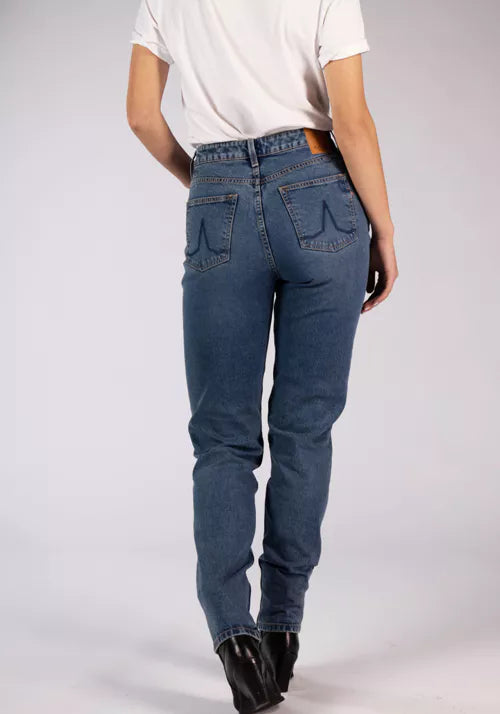 Kuyichi Nora Loose Tapered Worn Indigo Jeans für Damen