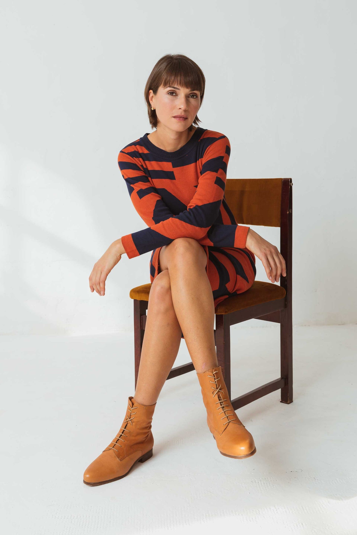 SKFK NEREIDE DRESS Knielanges Kleid aus Bio-Baumwolle