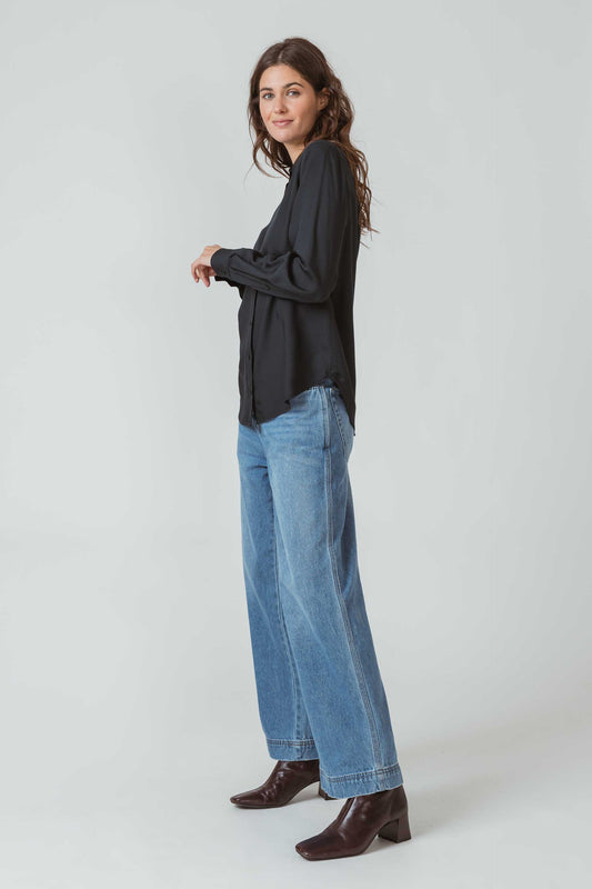 SKFK ASUNE Klassische Bluse in Schwarz