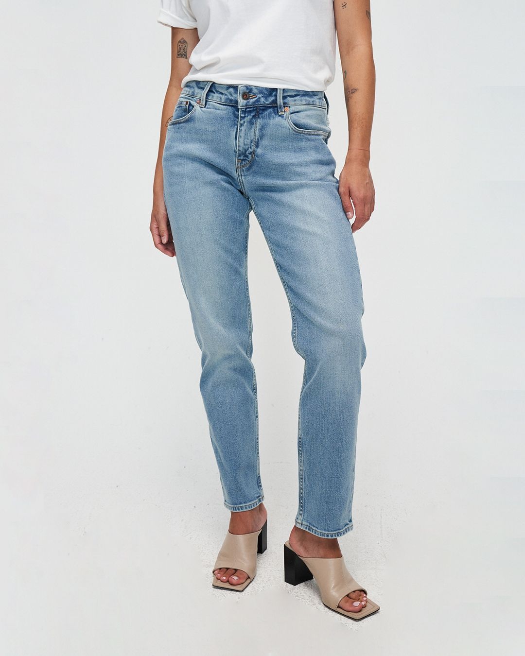 Kuyichi Jenna Boyfriend Faded Indigo Jeans