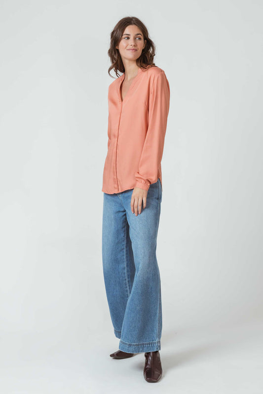 SKFK AZI Bluse mit femininen tunesischen Kragen, Coral