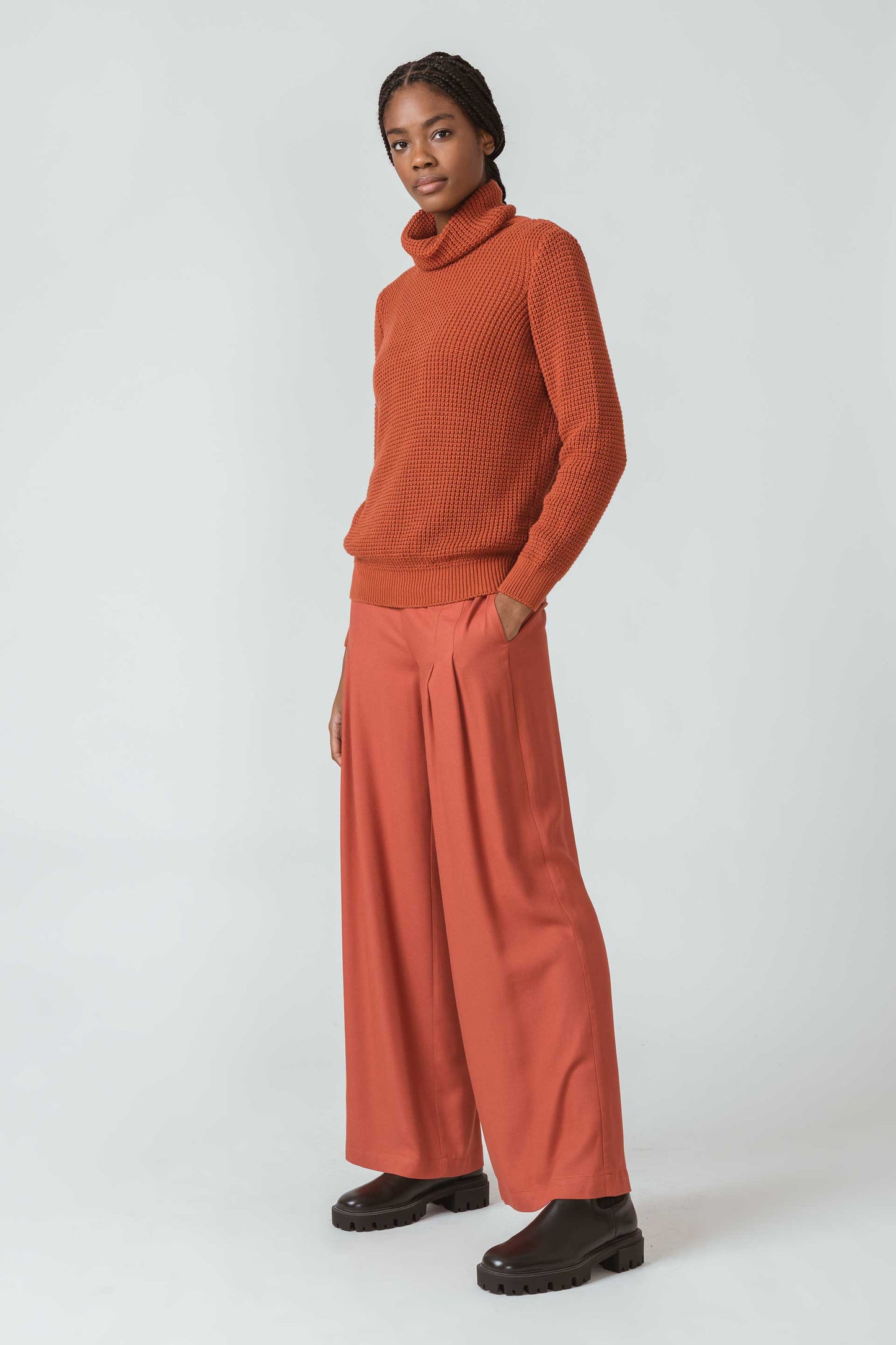 SKFK OLETA Langarm-Pullover mit Trichterkragen