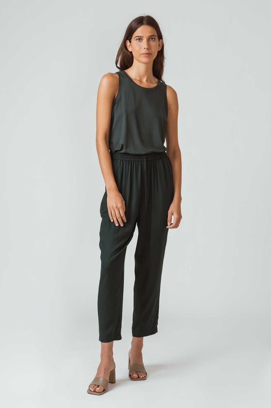 SKFK ALBIA Chino-Hose mit elastischem Bund und Eingrifftaschen (Women Trouser Dark Green)