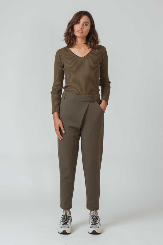 SKFK EZAMA Karottenhose aus bequemen Stretch-Stoff. Grün