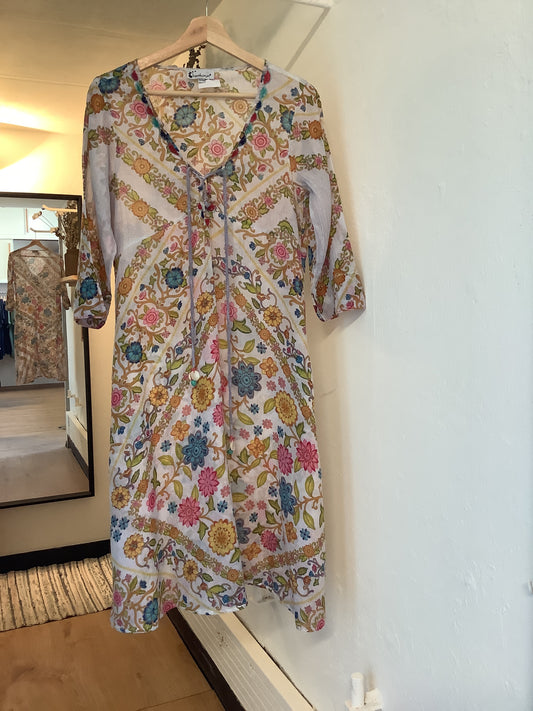 Sommerkleid von der Marke Karakorum Grösse S/M