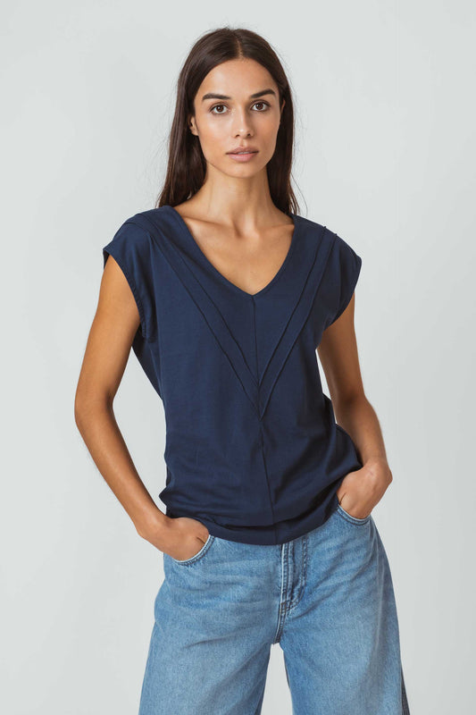 SKFK AMARITA Ärmelloses Oberteil mit V-Ausschnitt aus biologischer und recycelter Baumwolle (Women T-Shirt Navy)