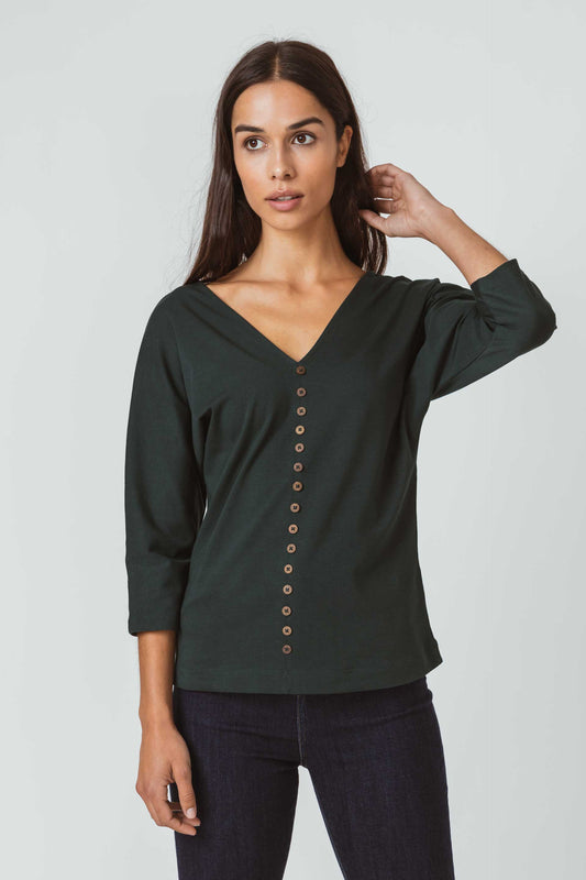 SKFK ARAZELI Kurzärmeliges Oberteil aus dehnbarer Bio-Baumwolle, mit V-Ausschnitt und schicken Knöpfen. Dunkelgrün. (Women T-Shirt Dark Green)