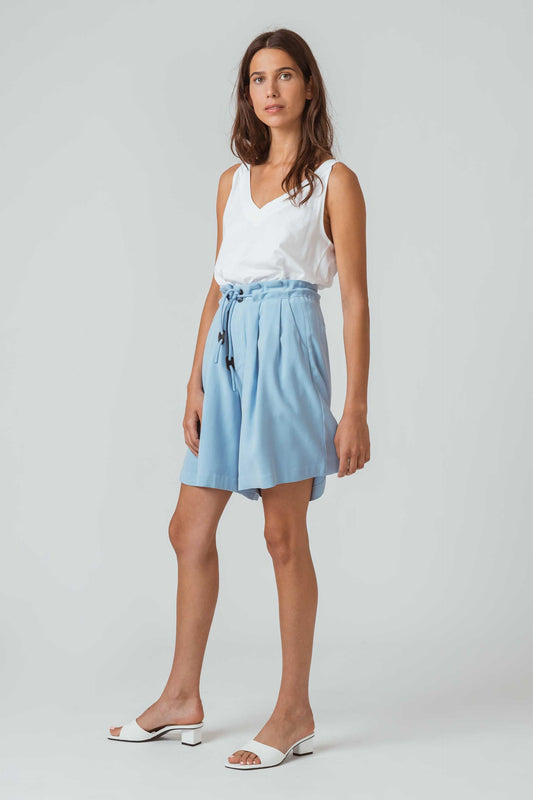 SKFK HOGEITAHAMAR Tank-Shirt mit dünnen Trägern und V-Ausschnitt aus zertifizierter Bio-Baumwolle. Weiss