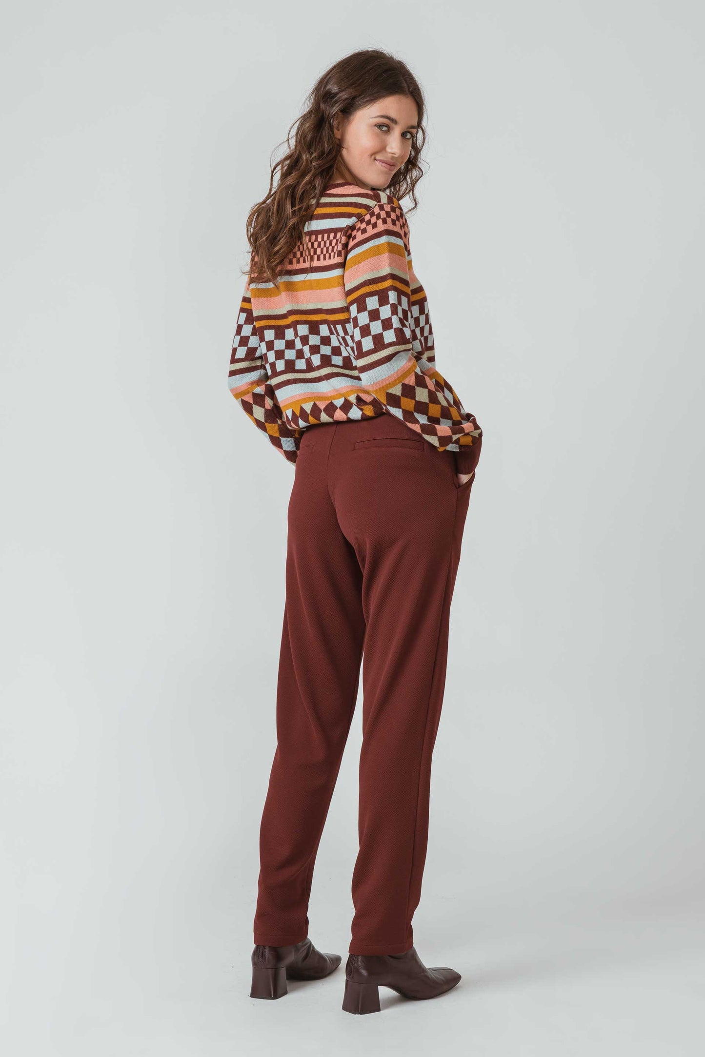 SKFK EURIALE Elegante Hose für stylebewusste Frau aus recykliertem Polyester